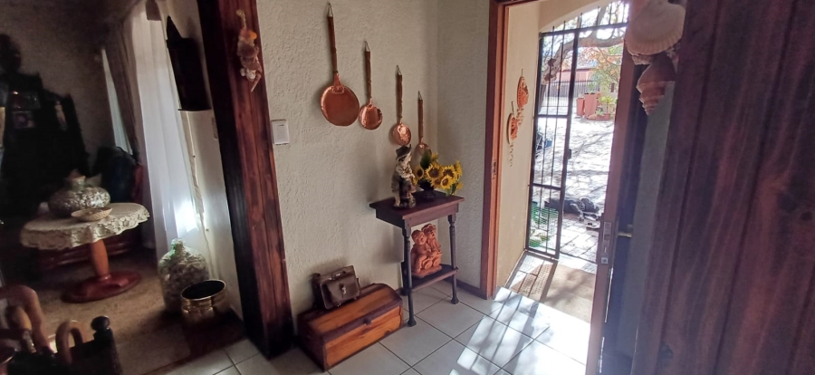 3 Bedroom Property for Sale in Flamwood North West